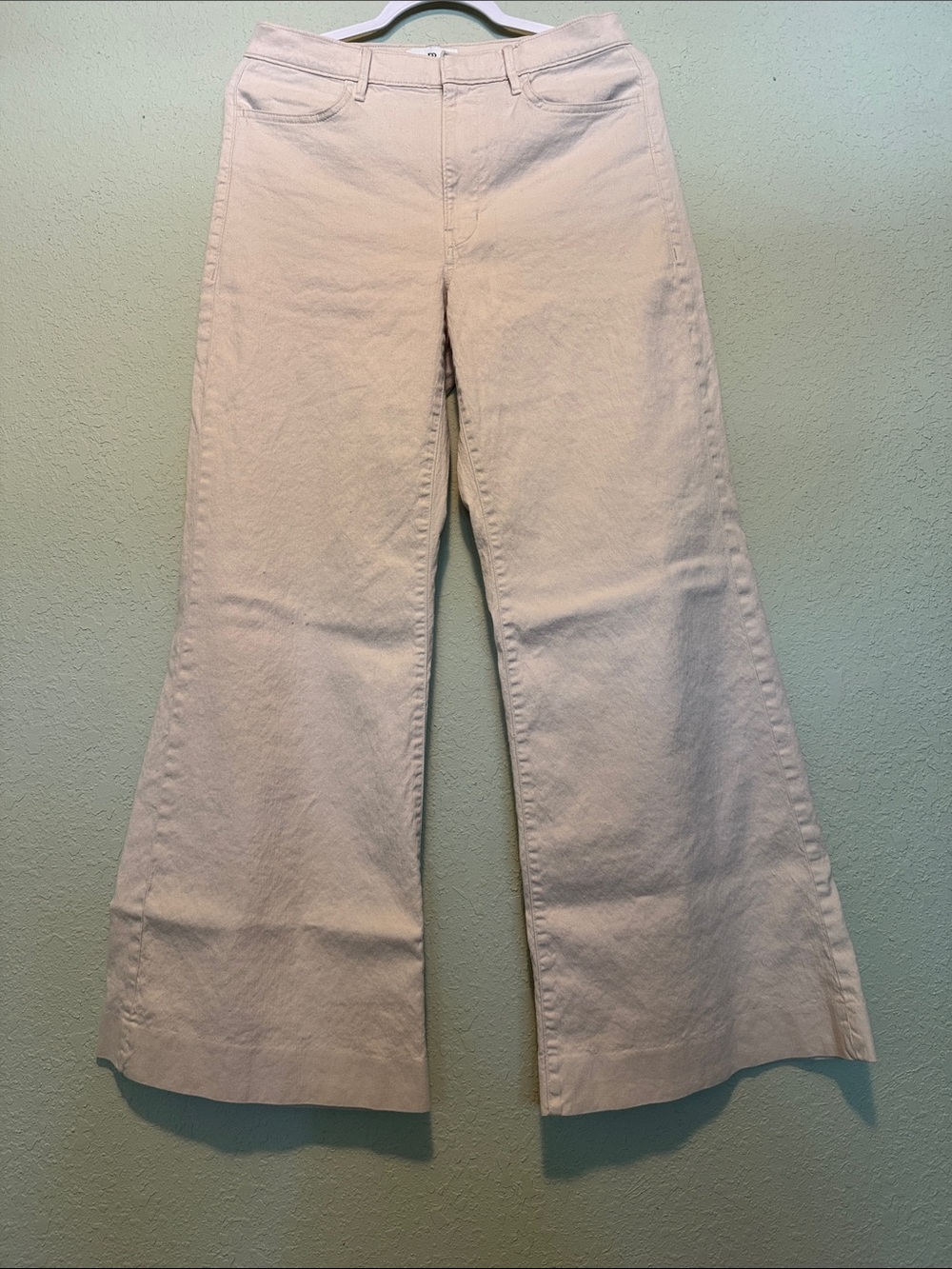 Banana Republic Women's Wide-Leg Jeans in Light Cream